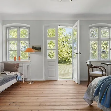 Lovely In With Kitchen Feriehus *